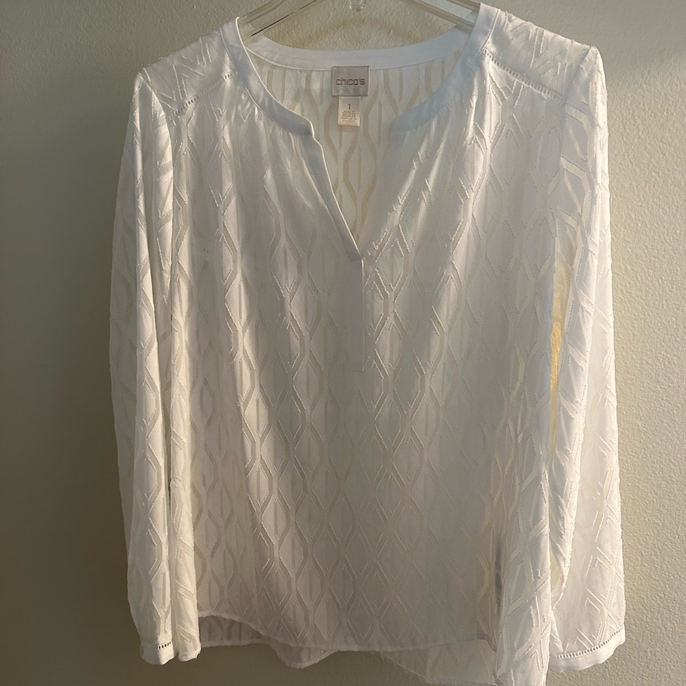 Chico’s v neck blouse, sz 1, lg sleeve, yoke back, straight hem, worn once